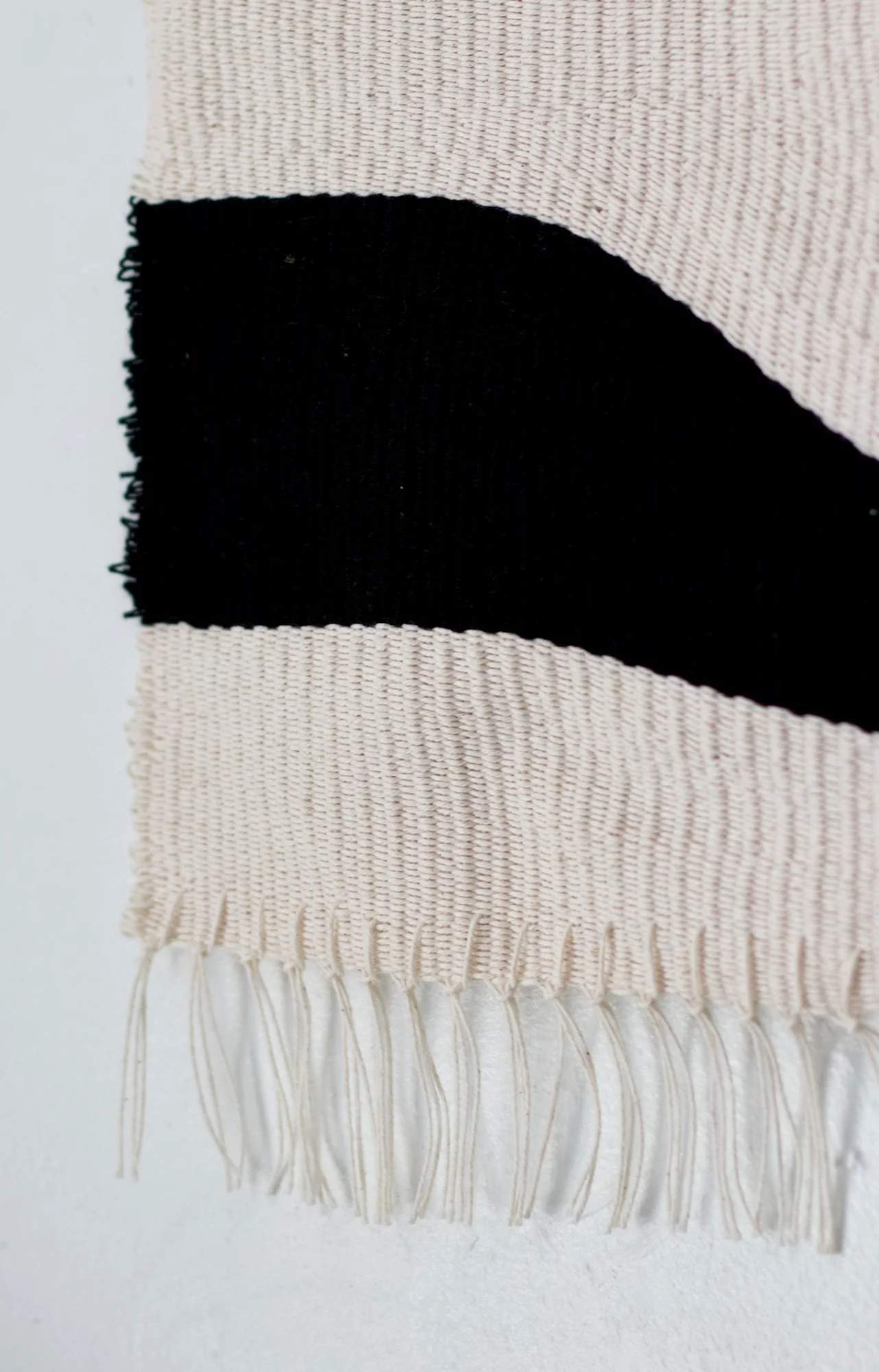 Emma Enright / Edge Series III - Image 4